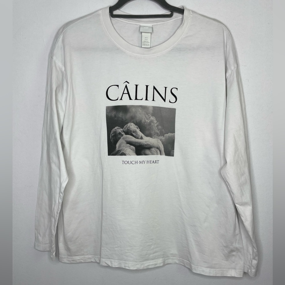 H&m renaissance graphic long sleeve top